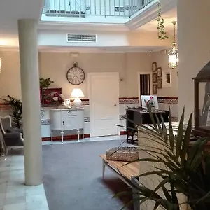 Le Petit Paris Guest house Seville