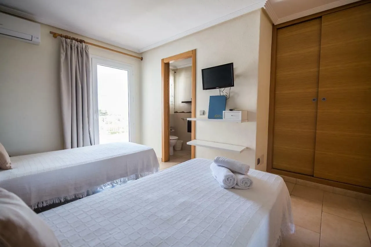 Hostal Cala Boix Es Canar  0*, Es Canar (Ibiza)