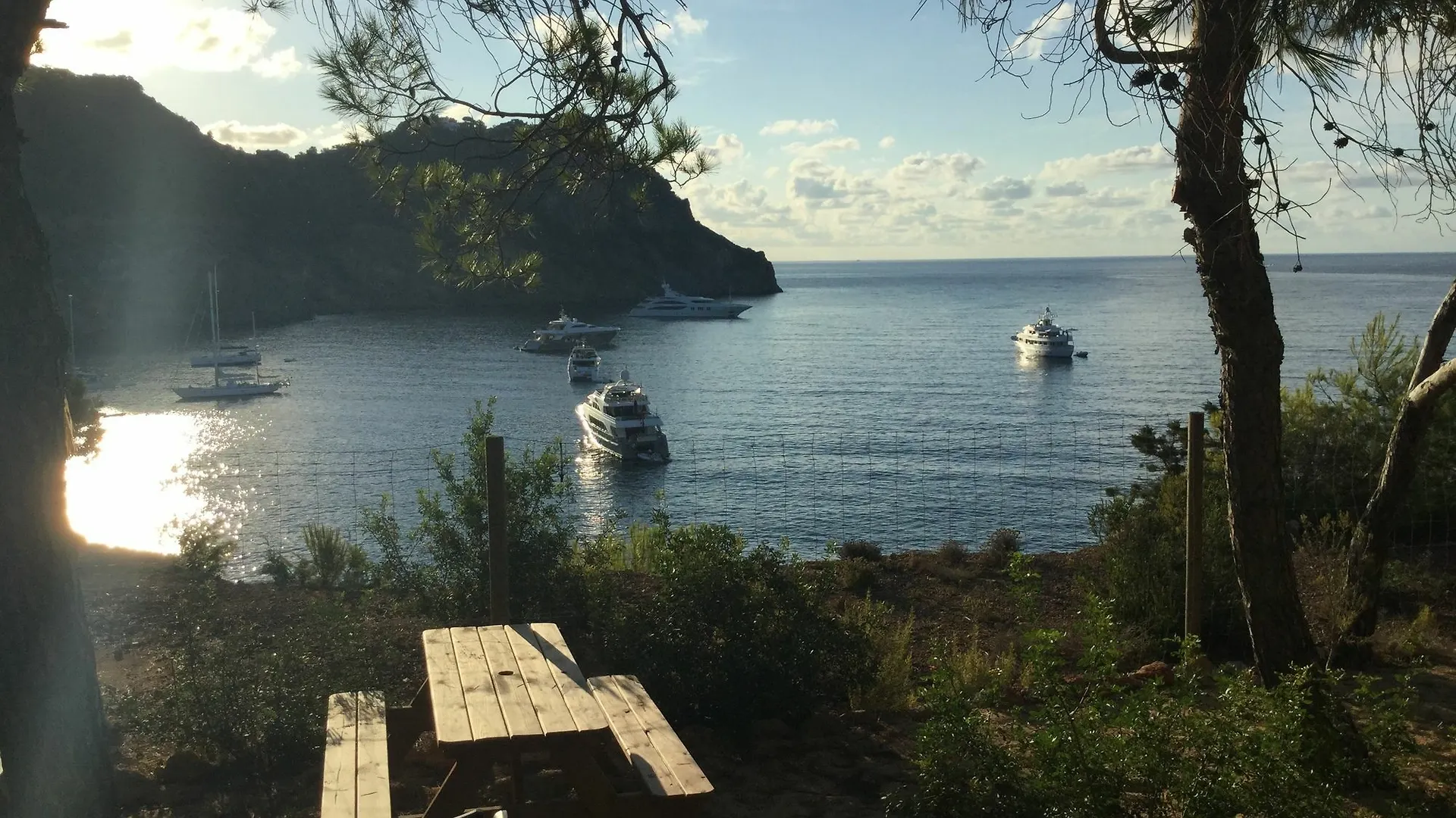Hostal Cala Boix Es Canar  0*, Es Canar (Ibiza) Spain
