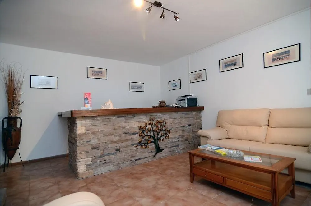 Hostal Cala Boix Es Canar  Guest house